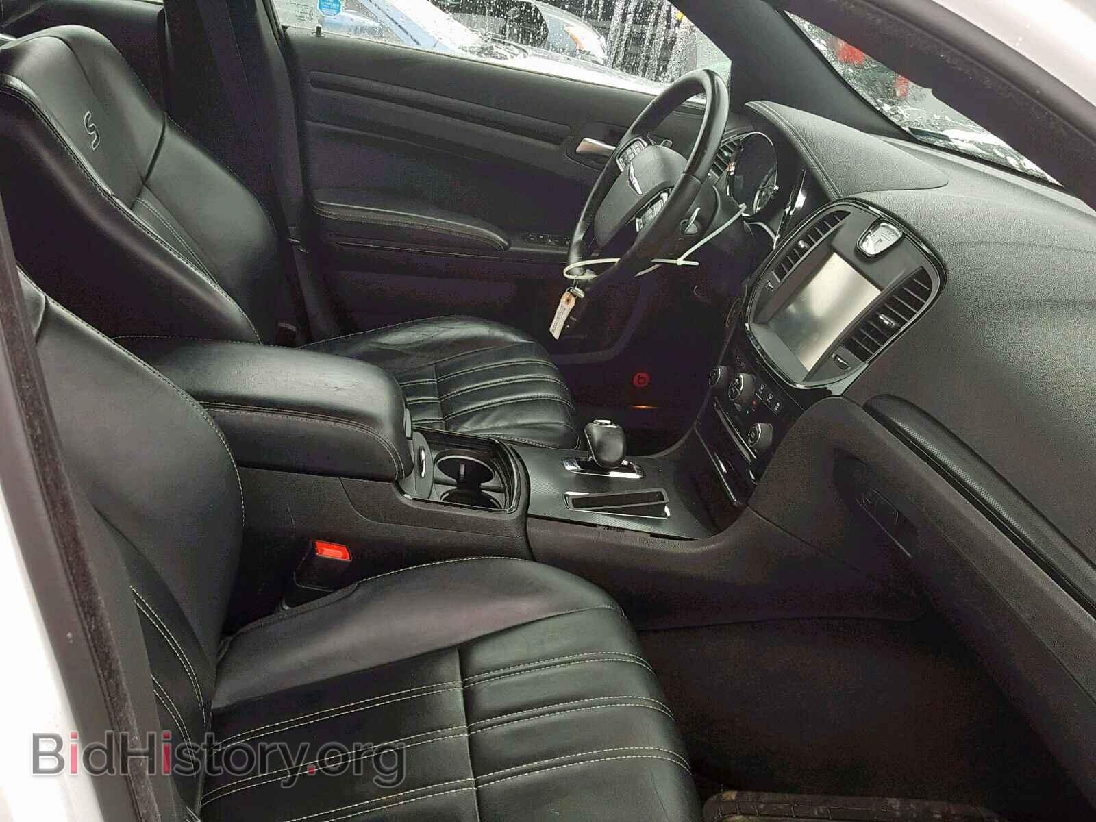 2014 CHRYSLER 300 - VIN: 2C3CCABG7EH352195 - Фото 5