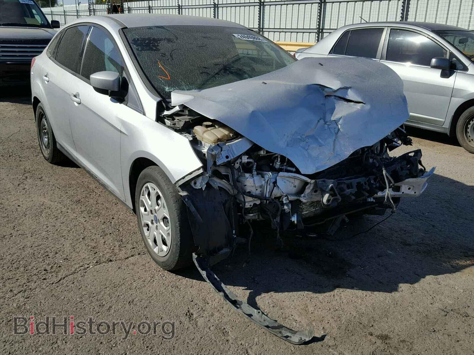 Photo 1FAHP3F20CL201298 - FORD FOCUS 2012