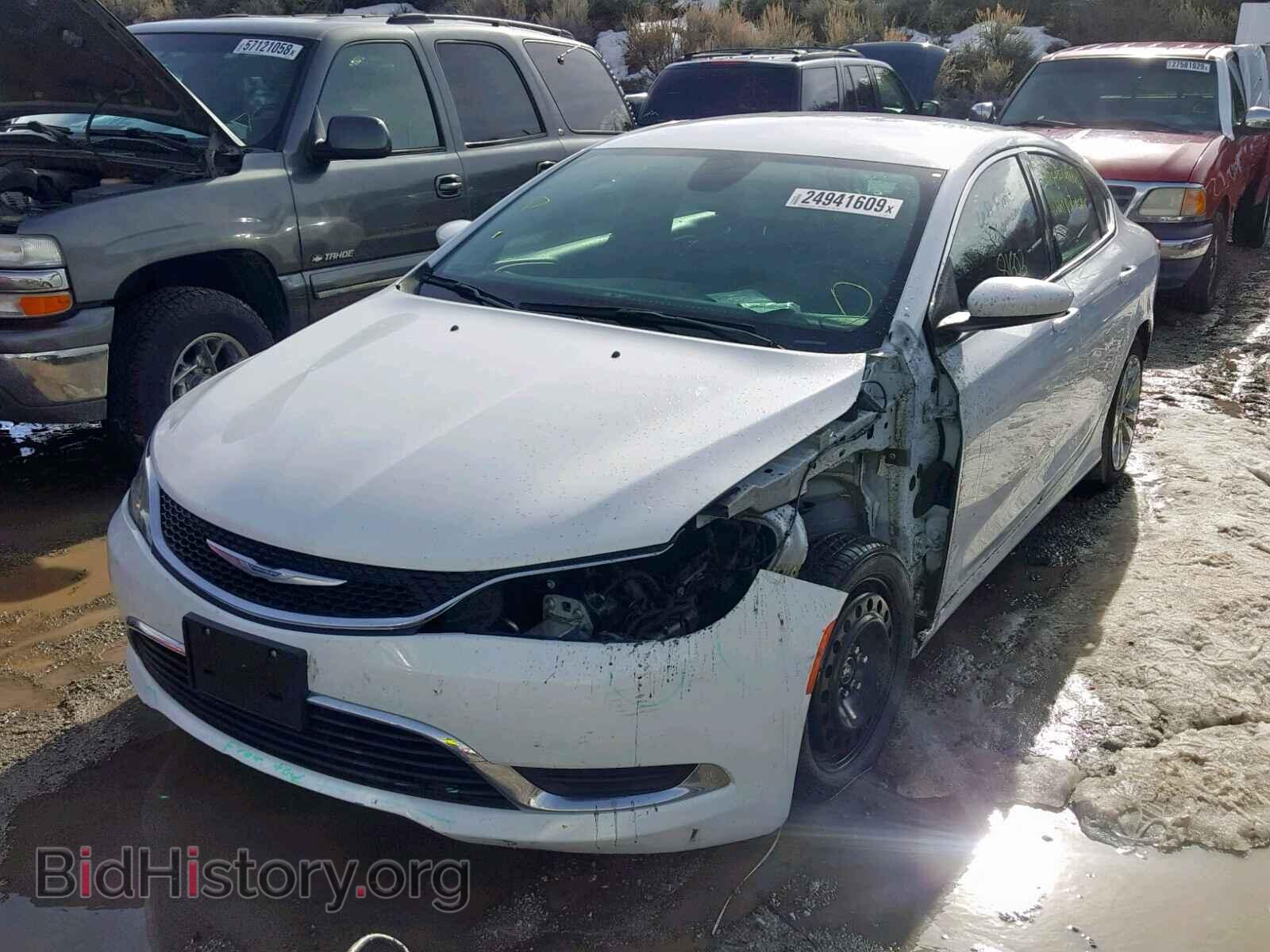 2015 CHRYSLER 200 - VIN: 1C3CCCAB7FN586900 - Photo 2