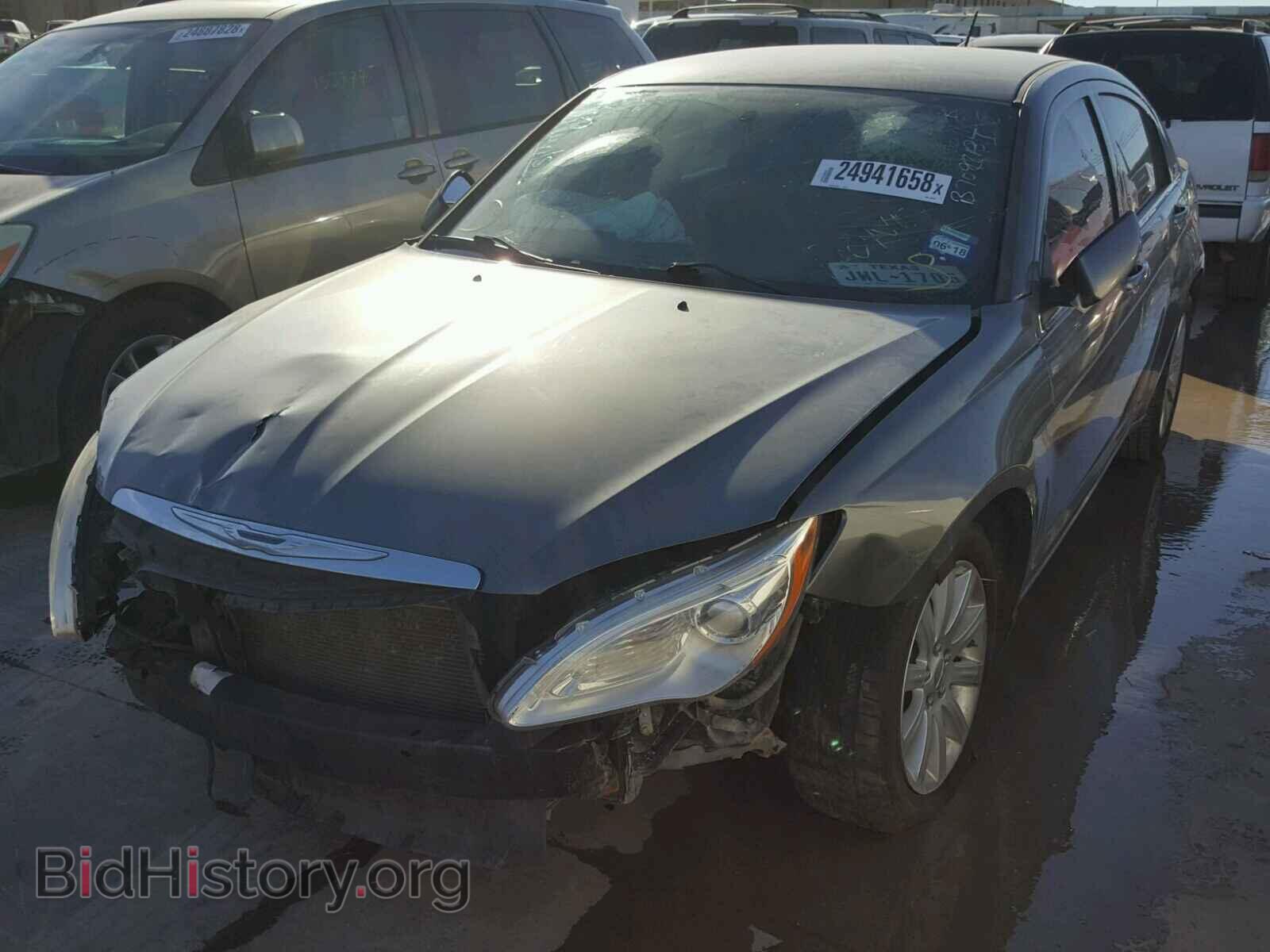 2011 CHRYSLER 200 - VIN: 1C3BC1FG3BN620264 - Фото 2
