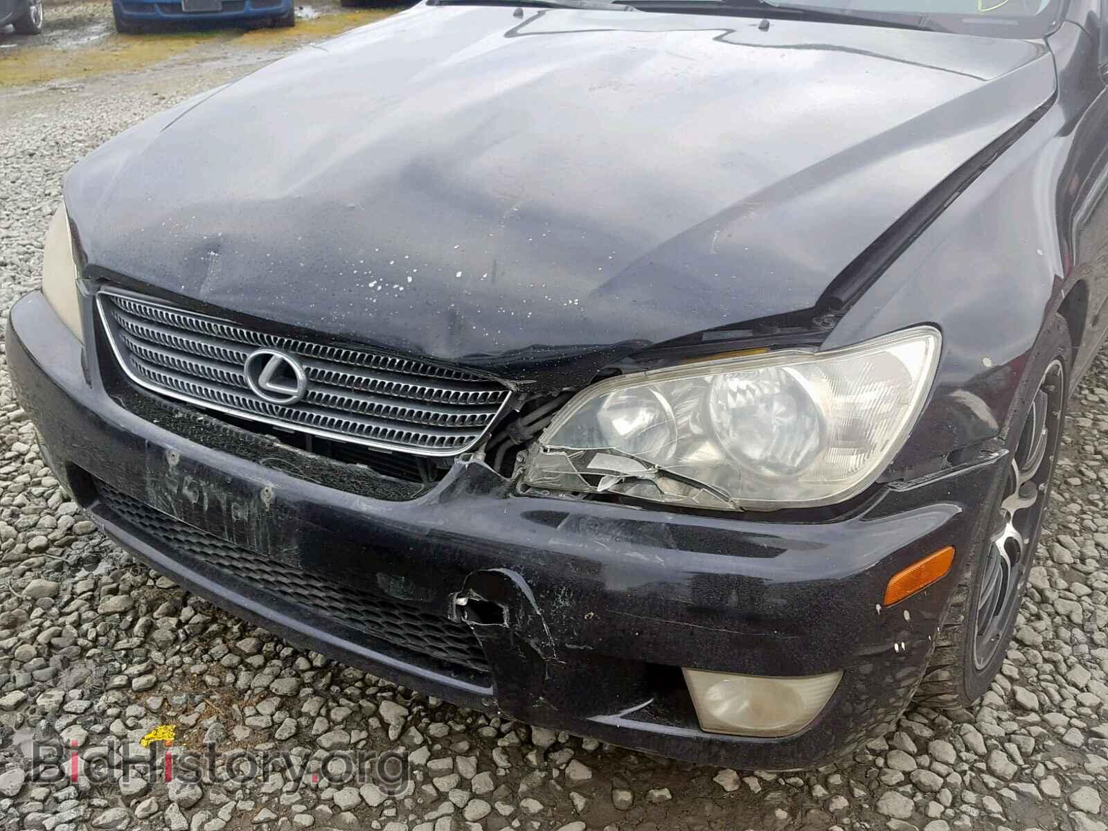 2001 LEXUS IS - VIN: JTHBD182910002760 - Photo 9