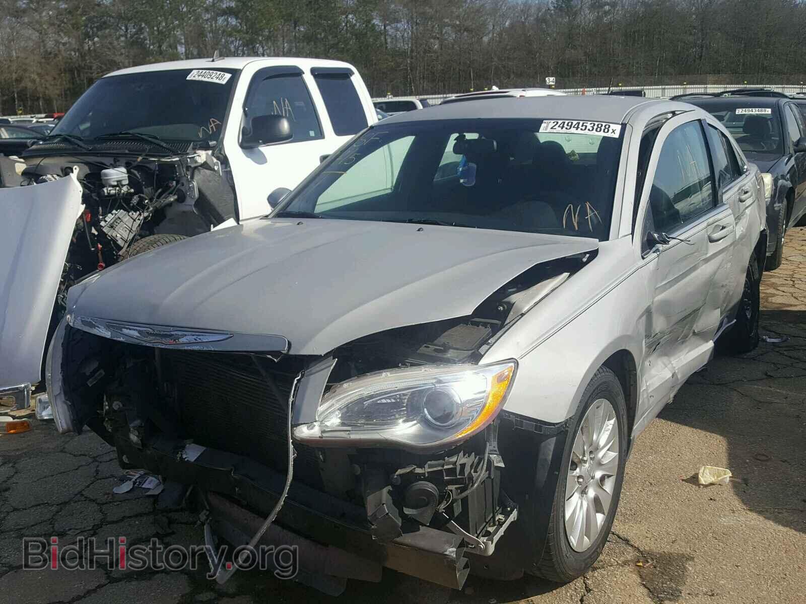 2012 CHRYSLER 200 - VIN: 1C3CCBAB9CN281761 - Фото 2