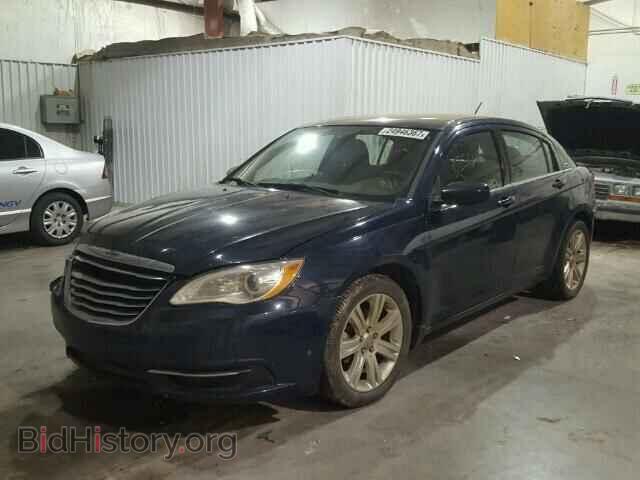 2013 CHRYSLER 200 - VIN: 1C3CCBAB2DN733146 - Фото 2