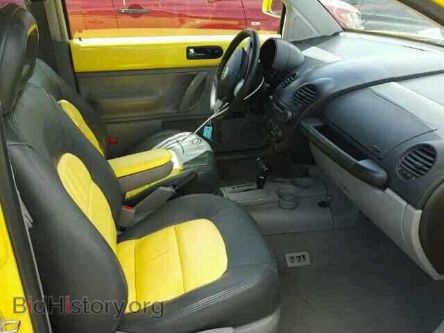 2000 VOLKSWAGEN BEETLE - VIN: 3VWCC21C8YM404257 - Photo 5