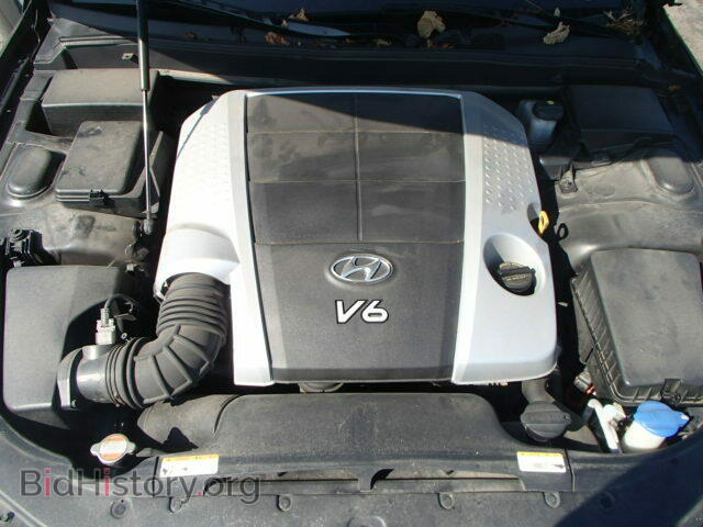 2009 HYUNDAI GENESIS - VIN: KMHGC46E09U017575 - Фото 7