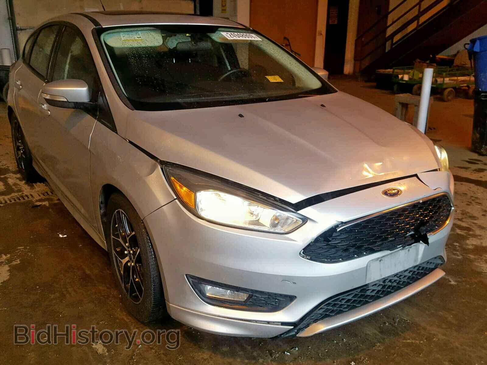 Photo  - FORD FOCUS SE 2015