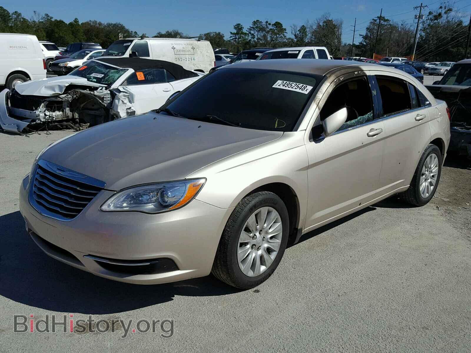 2013 CHRYSLER 200 - VIN: 1C3CCBAB0DN646717 - Фото 2