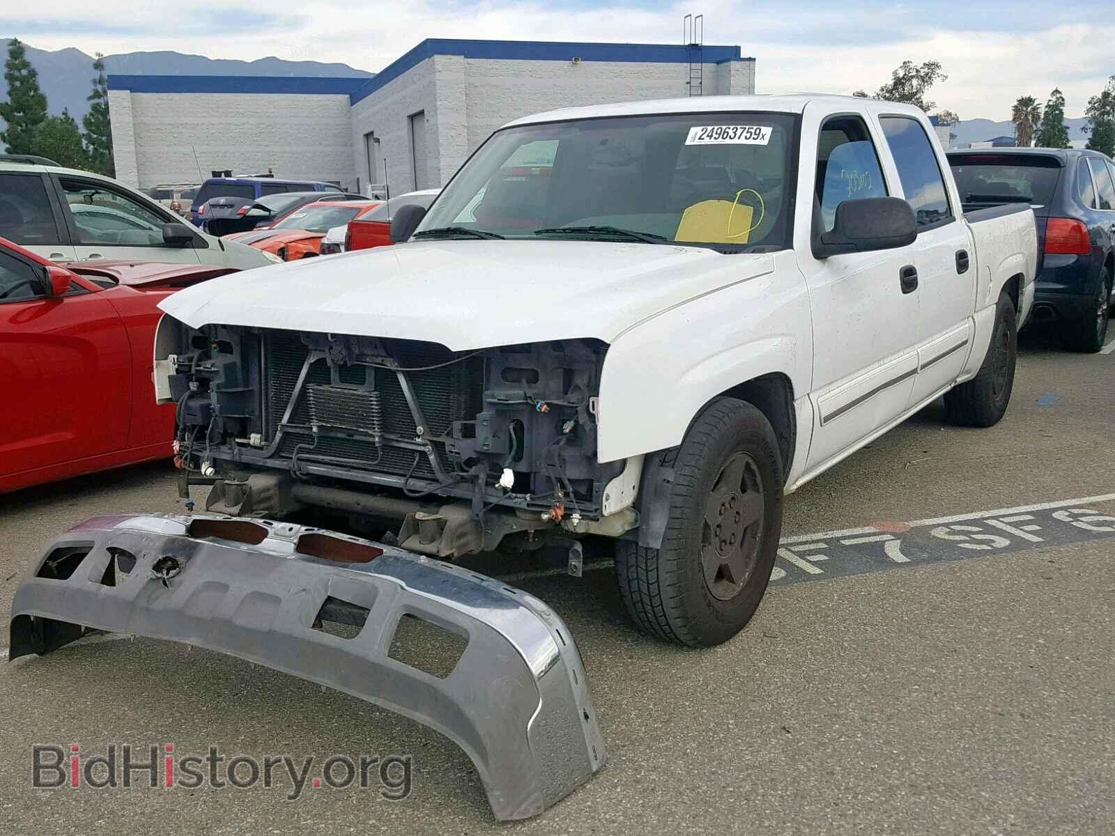 2005 CHEVROLET SILVERADO - VIN: 2GCEC13T251114182 - Фото 2
