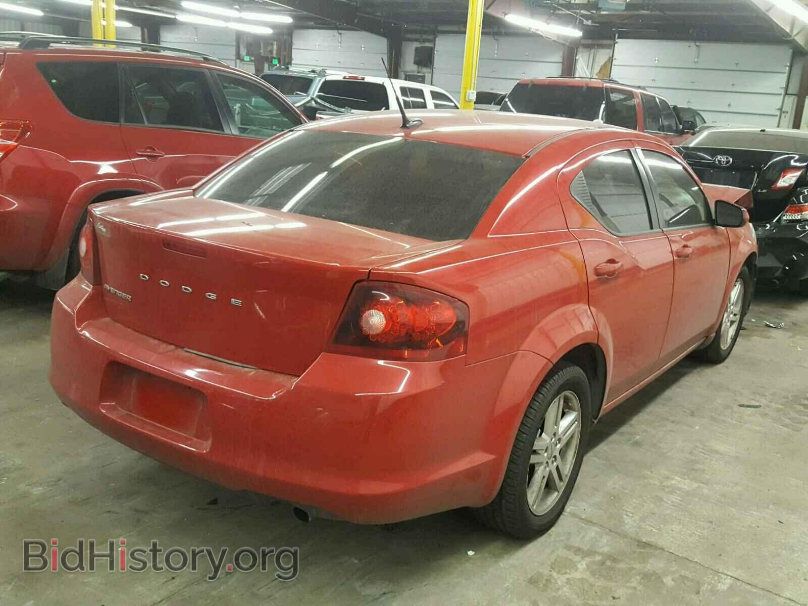 2011 DODGE AVENGER - VIN: 1B3BD1FB4BN526442 - Фото 4
