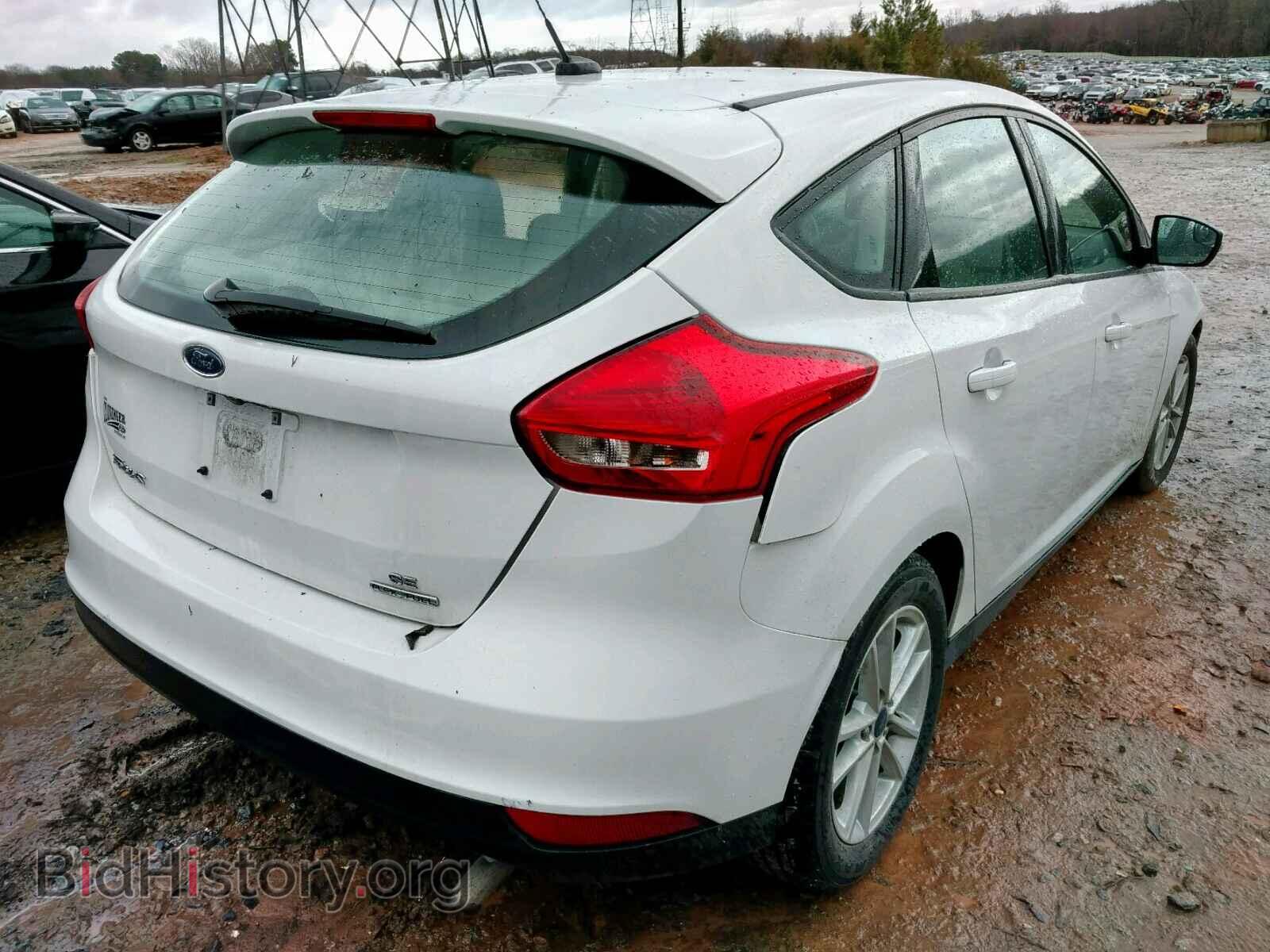 2016 FORD FOCUS SE - VIN: 1FADP3K22GL355666 - Фото 4