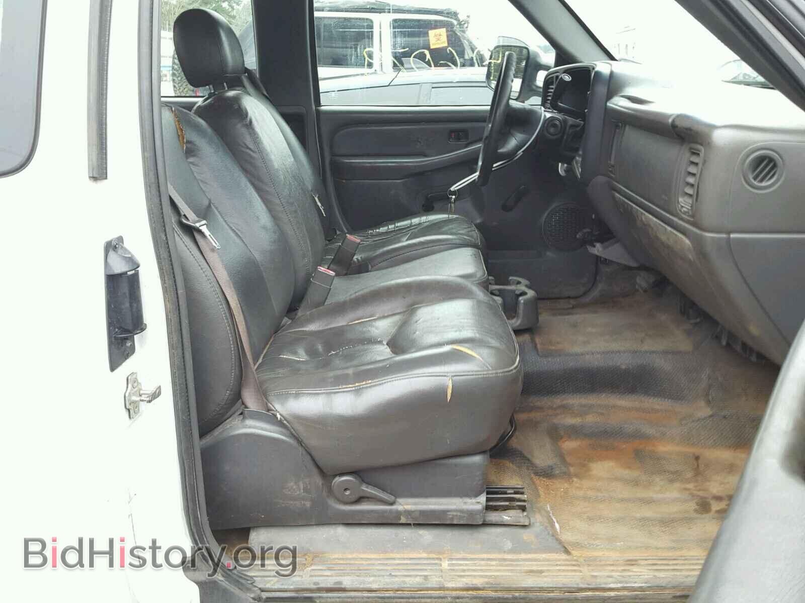 2005 CHEVROLET SILVERADO - VIN: 1GCHC29265E200577 - Фото 5