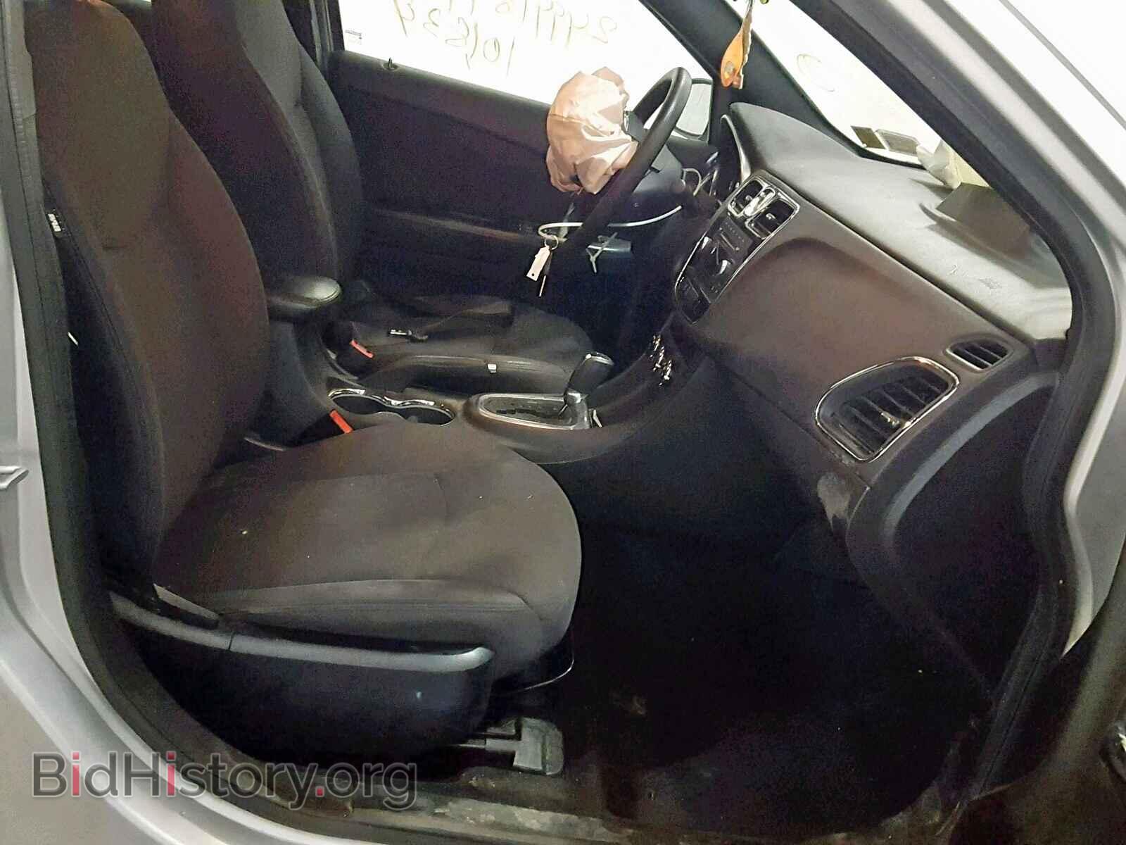 2012 CHRYSLER 200 - VIN: 1C3CCBAB7CN281712 - Photo 5