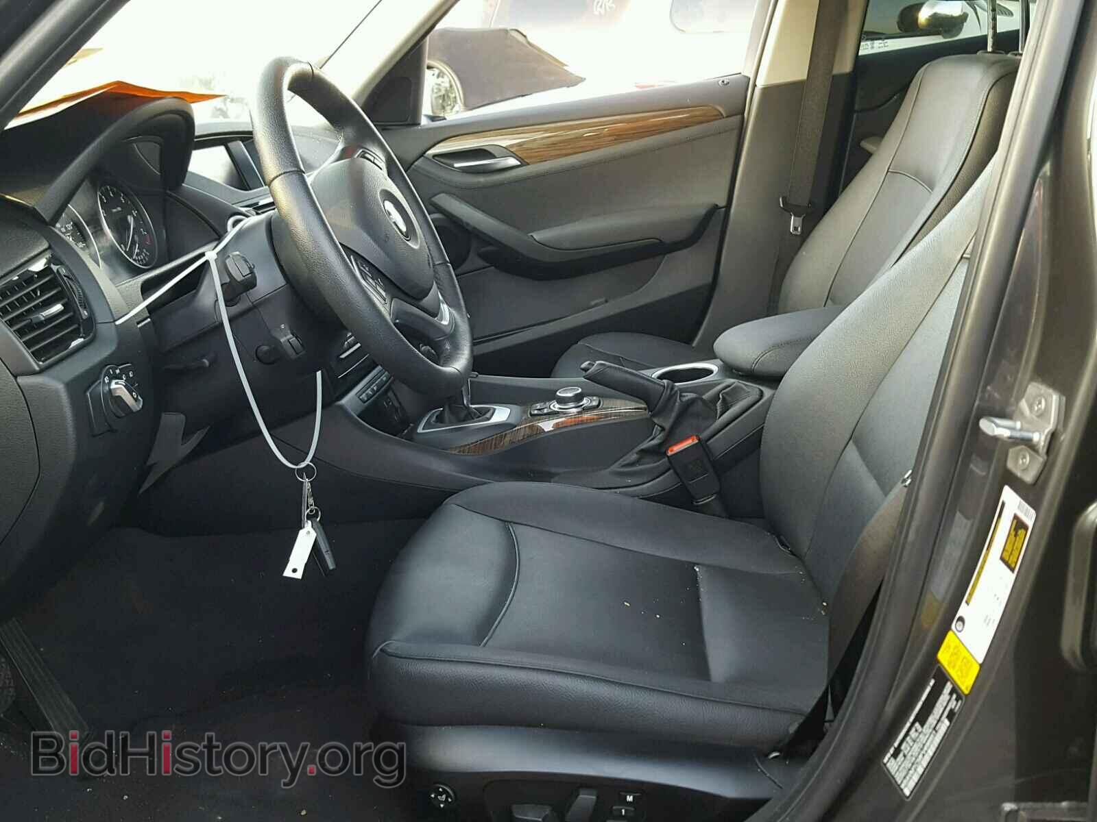 2015 BMW X1 - VIN: WBAVM1C58FV498951 - Фото 5