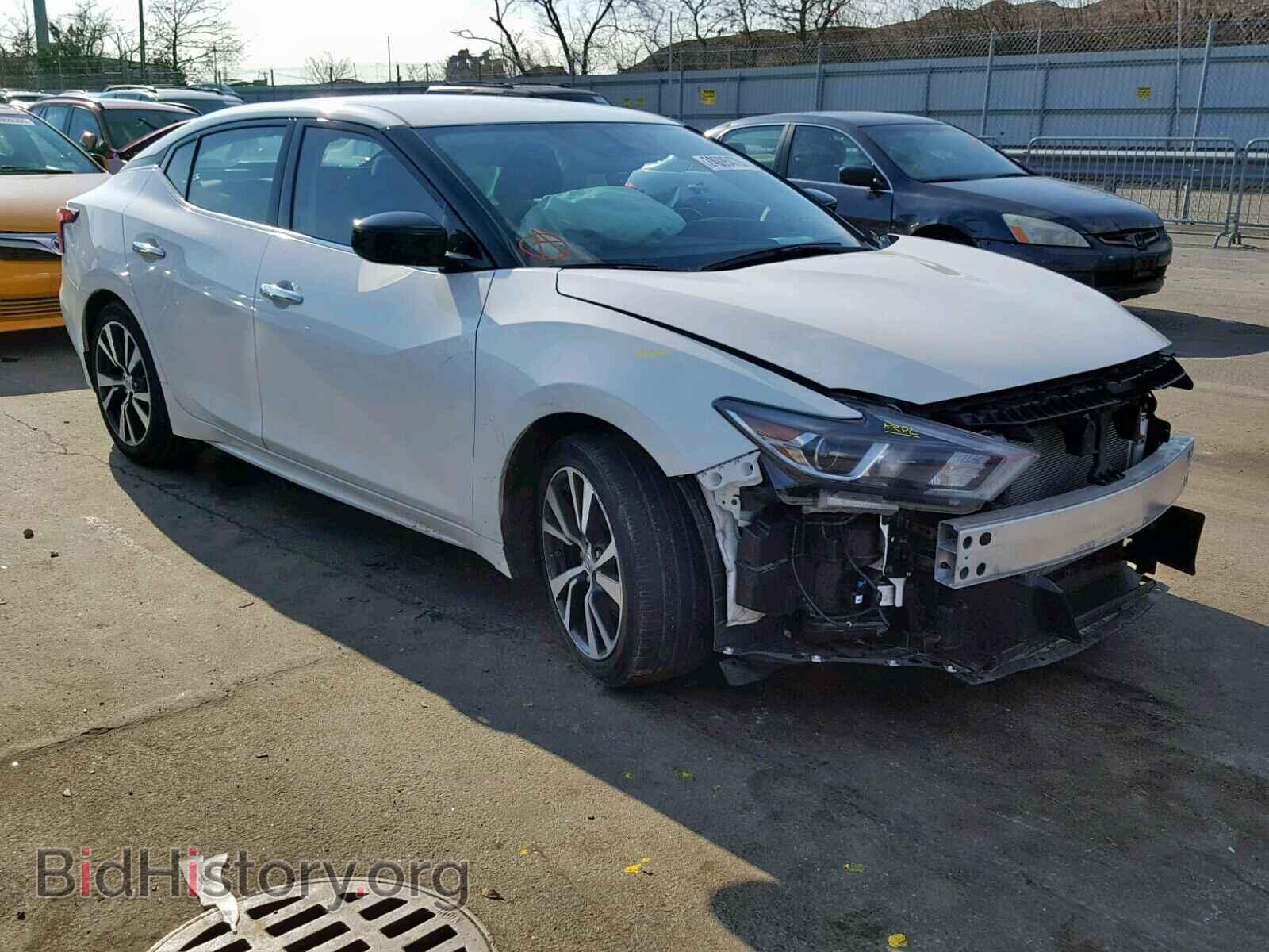 Photo  - NISSAN MAXIMA 2017
