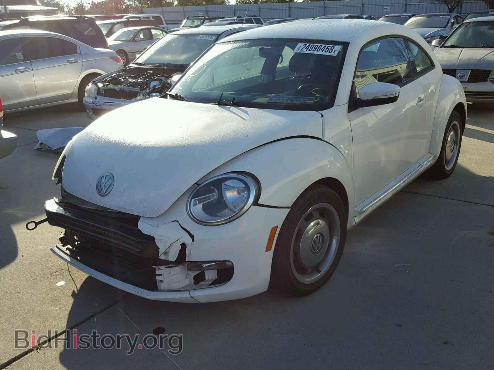 2012 VOLKSWAGEN BEETLE - VIN: 3VWHP7AT0CM625626 - Фото 2