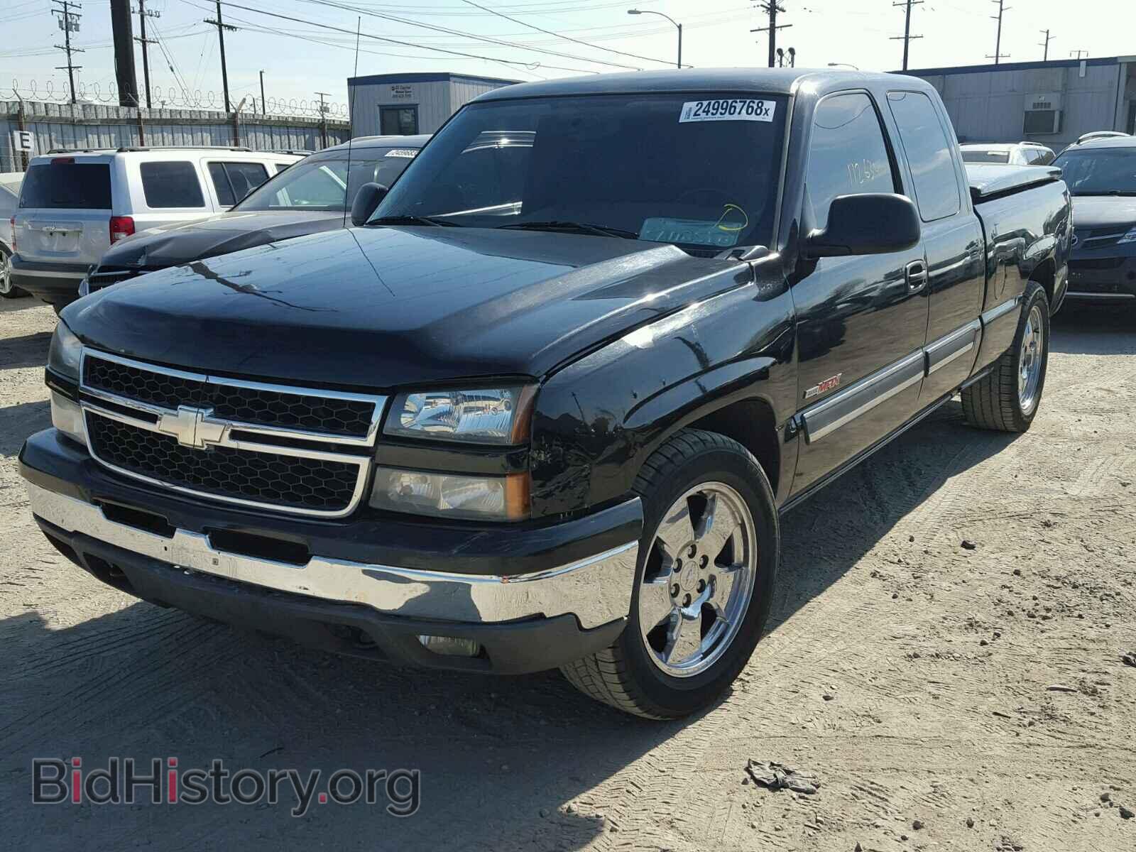 2006 CHEVROLET SILVERADO - VIN: 2GCEC19N961195529 - Фото 2