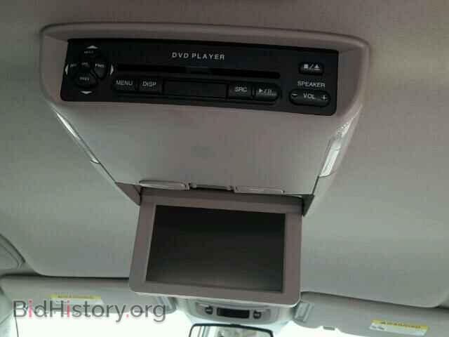 2007 HYUNDAI ENTOURAGE - VIN: KNDMC233376015559 - Фото 10