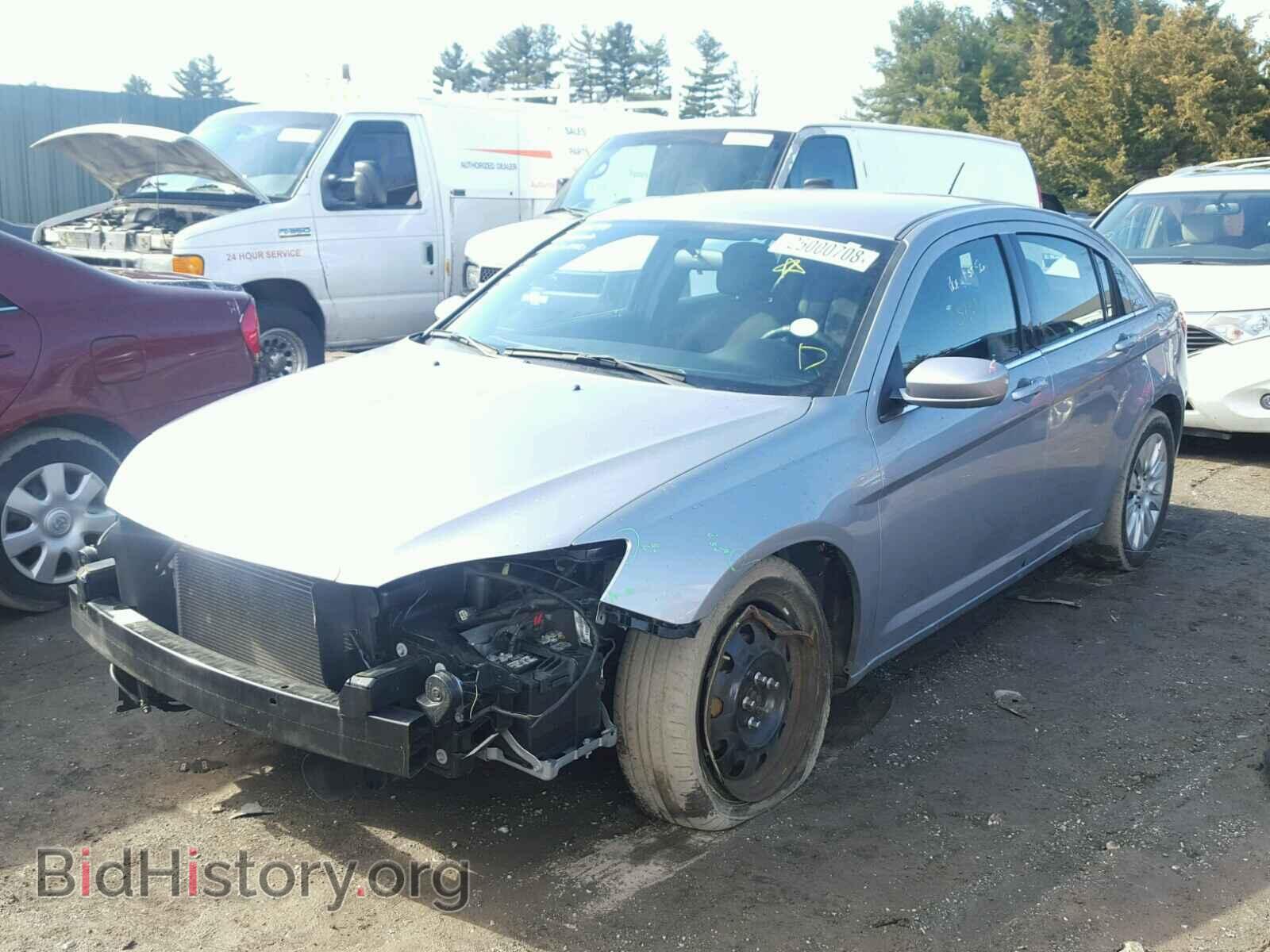 2013 CHRYSLER 200 - VIN: 1C3CCBAG7DN728942 - Photo 2