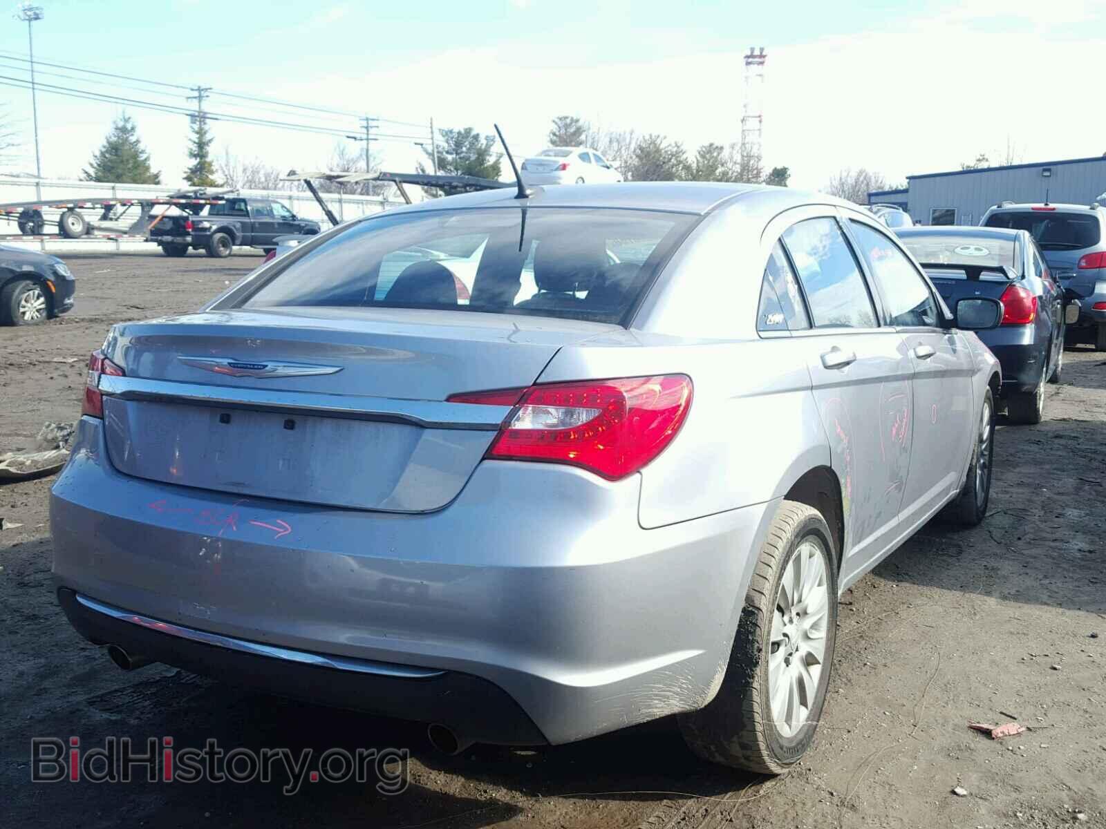 2013 CHRYSLER 200 - VIN: 1C3CCBAG7DN728942 - Photo 4