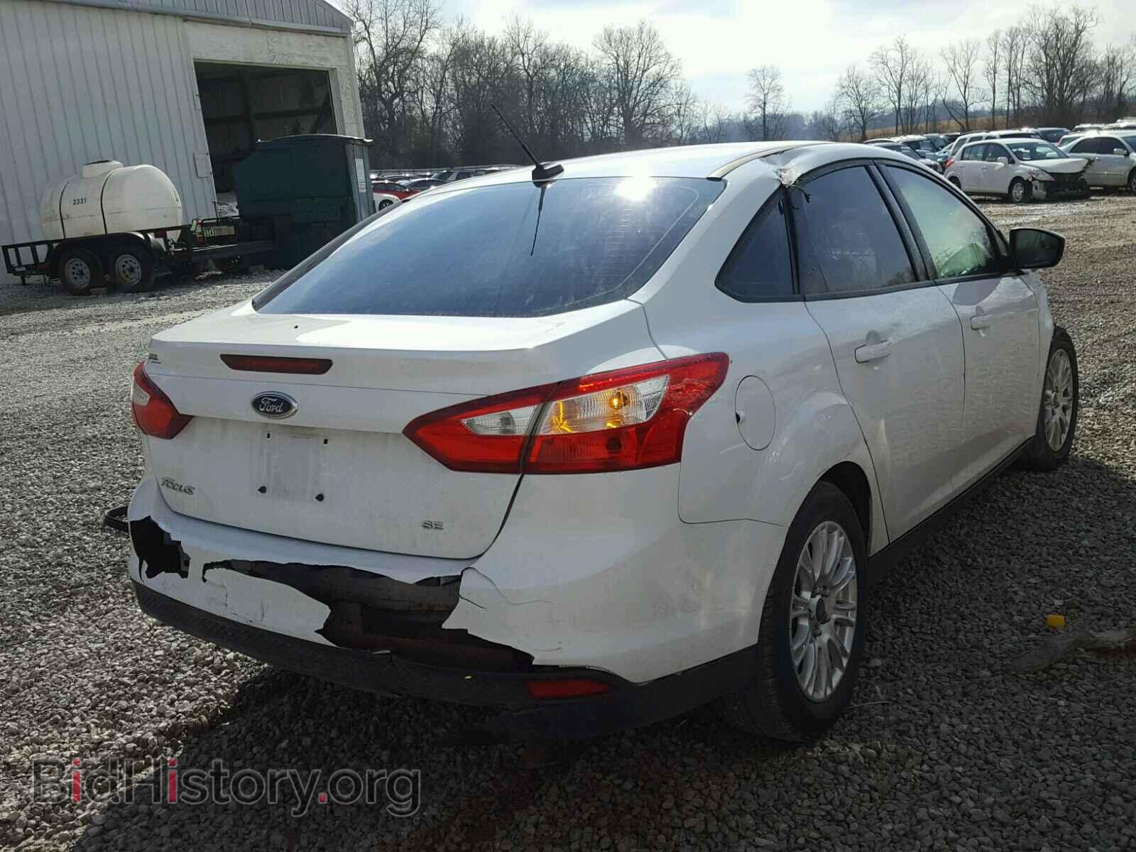 2012 Ford FOCUS (VIN 1FAHP3F22CL258750) — фото 4 из 10