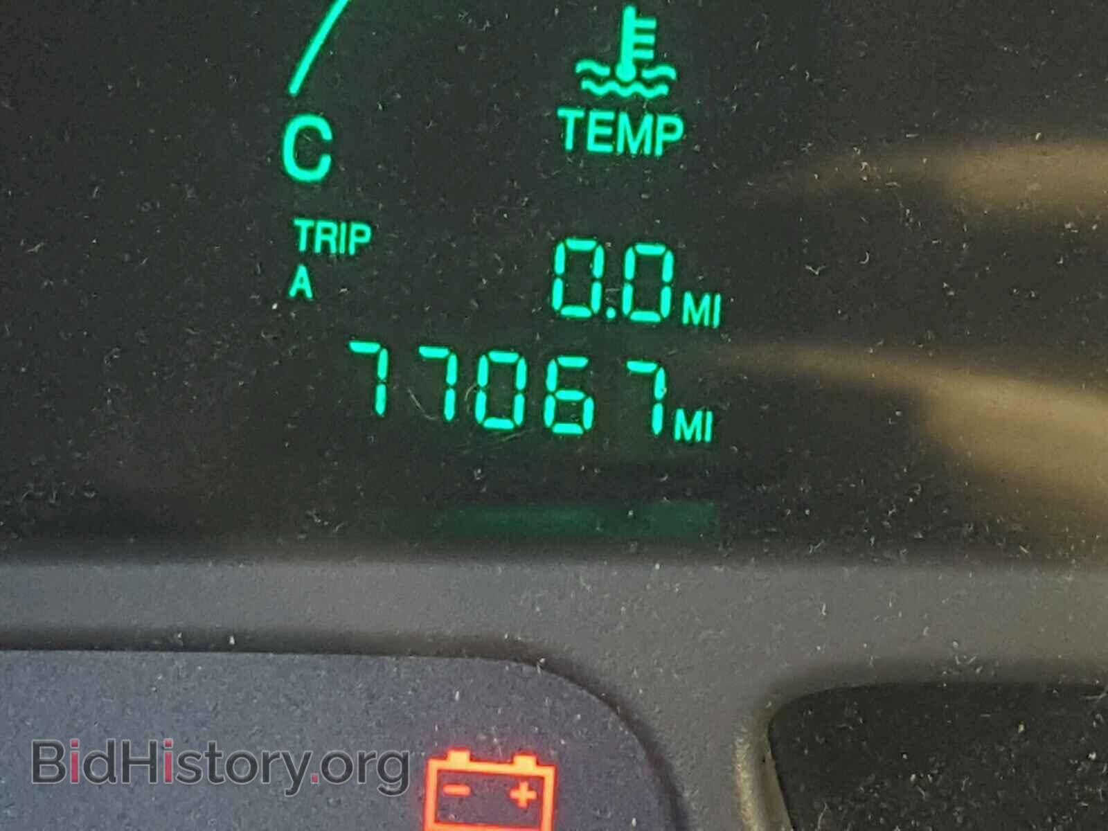 2000 CADILLAC DEVILLE - VIN: 1G6KD54YXYU189130 - Photo 8