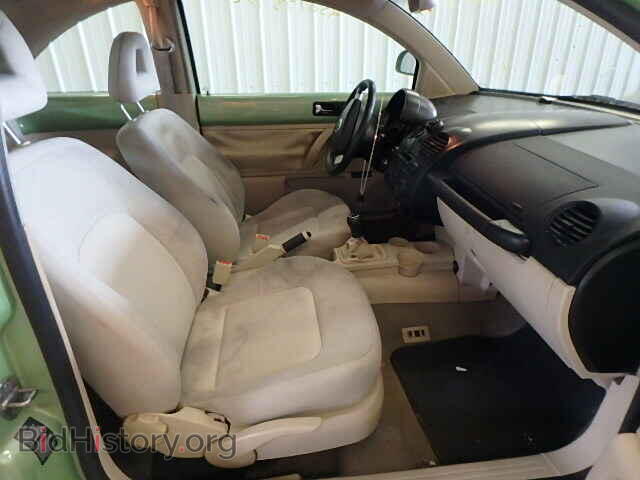 2000 VOLKSWAGEN BEETLE - VIN: 3VWCD21C4YM494360 - Фото 5