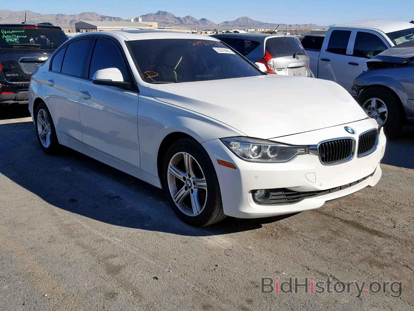 Photo WBA3A5C52DF359168 - BMW 3 SERIES 2013