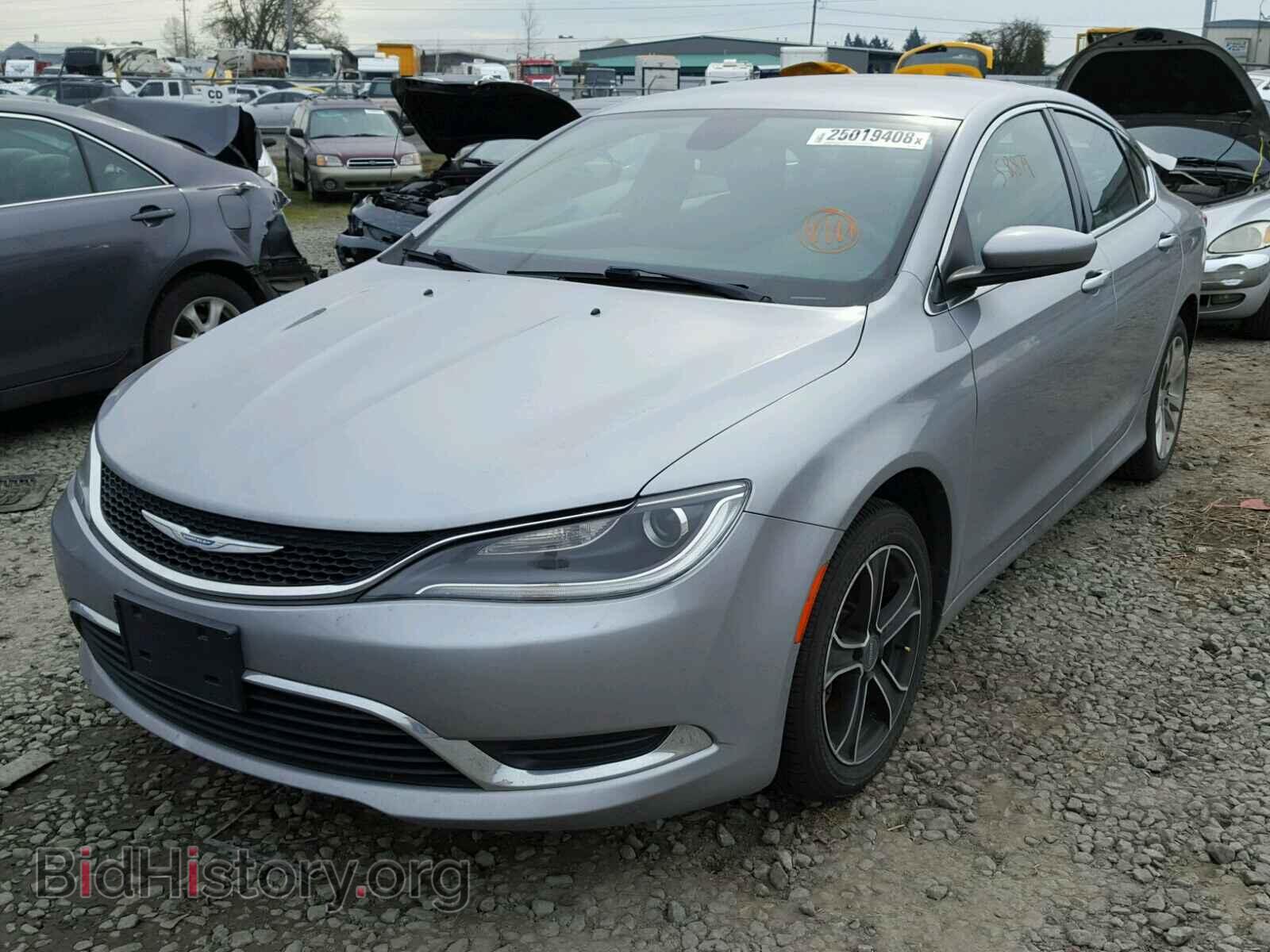 2015 CHRYSLER 200 - VIN: 1C3CCCAB5FN593361 - Photo 2