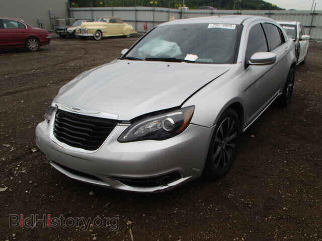 2012 CHRYSLER 200 - VIN: 1C3CCBHG8CN267982 - Фото 2