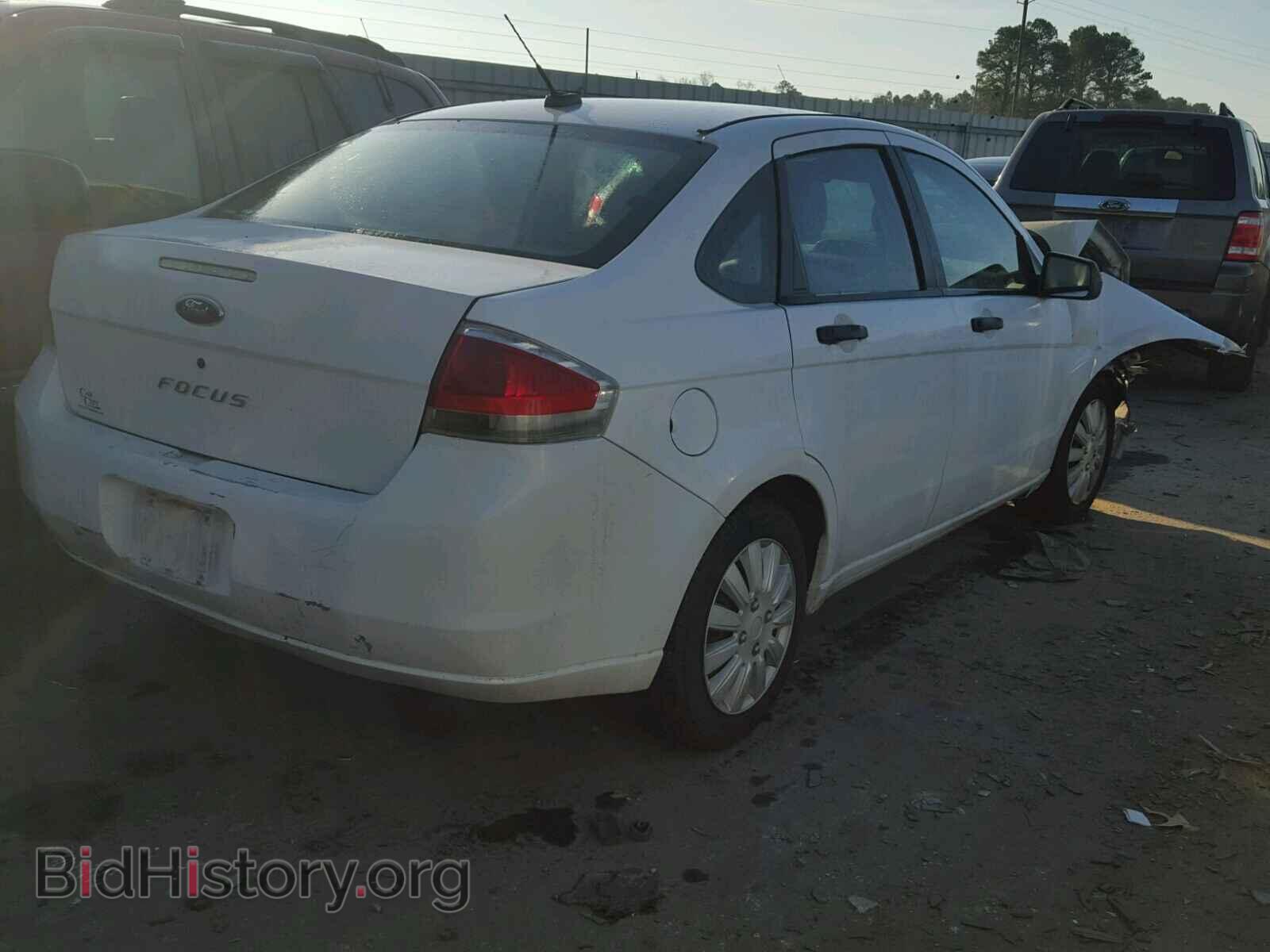 2008 FORD FOCUS - VIN: 1FAHP34NX8W148113 - Photo 4