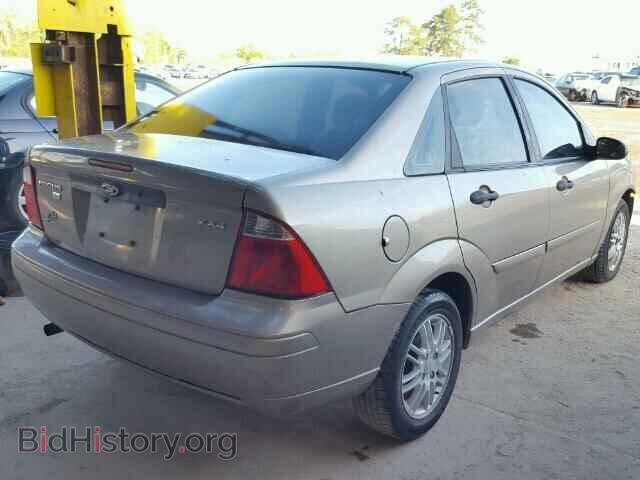 2005 FORD FOCUS - VIN: 1FAFP34N05W229317 - Фото 4