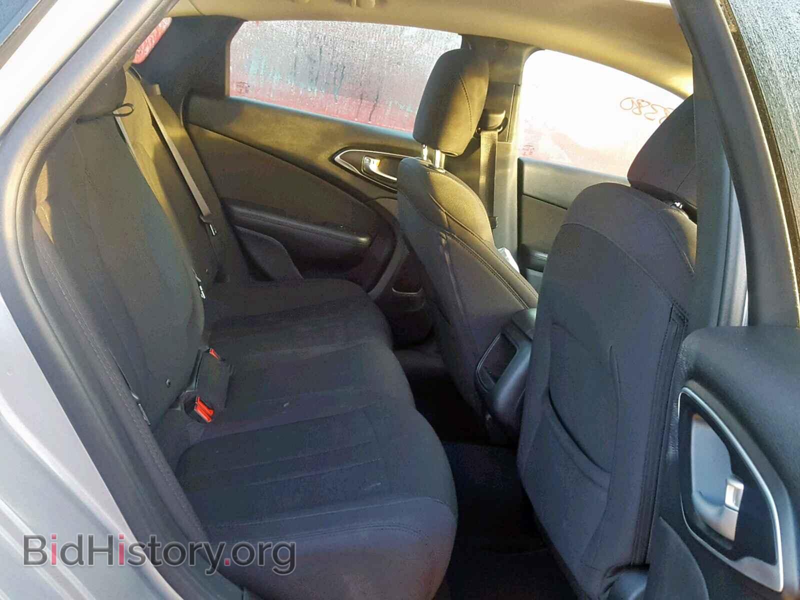 2016 CHRYSLER 200 - VIN: 1C3CCCABXGN170485 - Photo 6