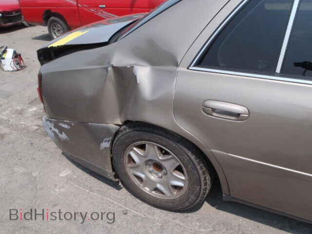 2004 CADILLAC DEVILLE - VIN: 1G6KD54Y24U186278 - Photo 10
