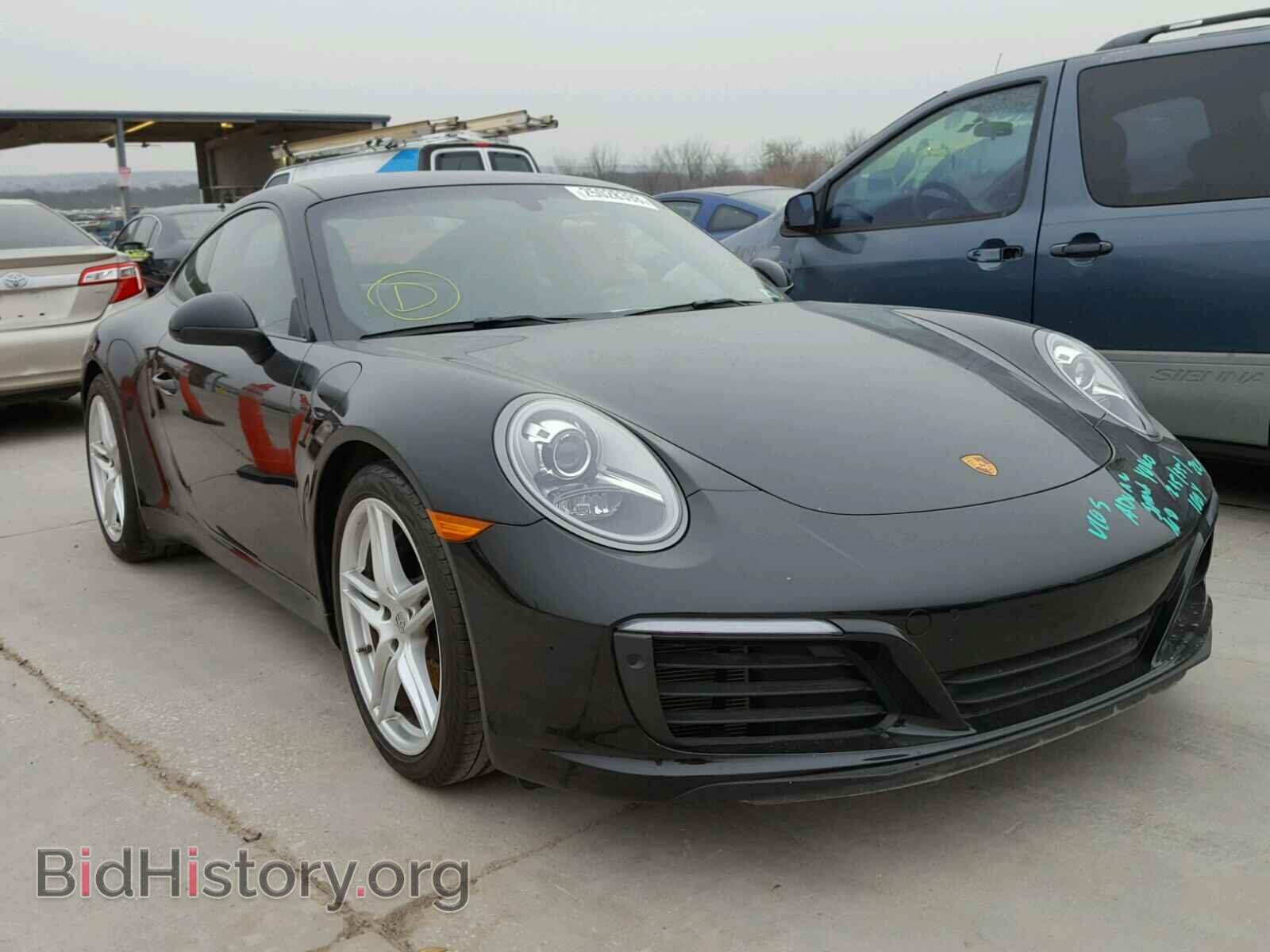 Фотография WP0AA2A9XHS107261 - PORSCHE 911 2017
