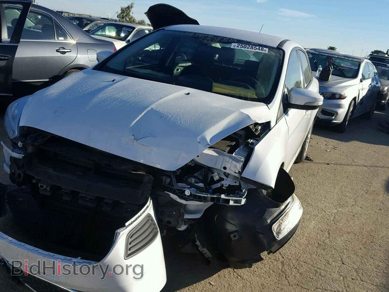 2017 FORD FOCUS - VIN: 1FADP3F24HL231524 - Photo 2