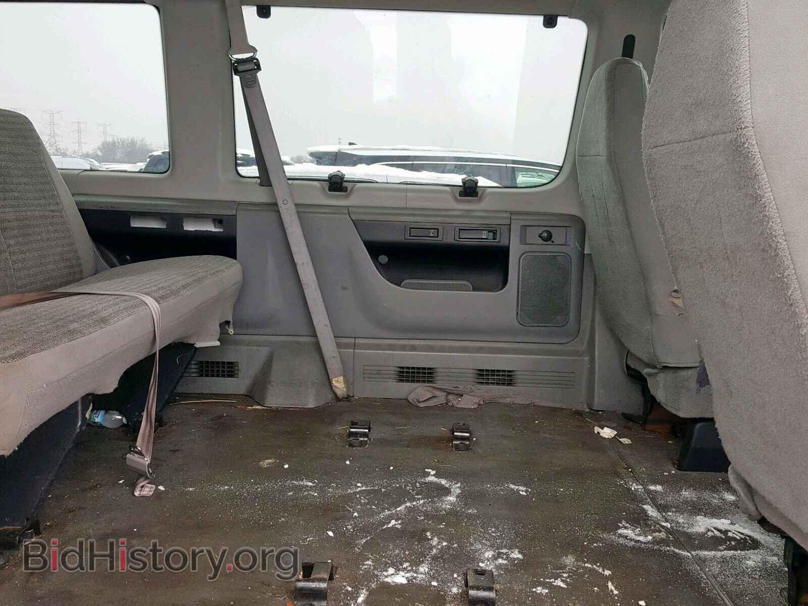2005 FORD ECONOLINE - VIN: 1FBSS31L85HB23295 - Фото 6