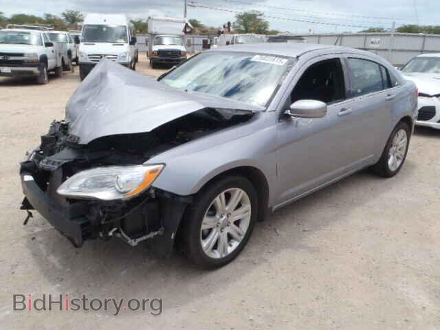 2013 CHRYSLER 200 - VIN: 1C3CCBAB4DN671927 - Photo 2
