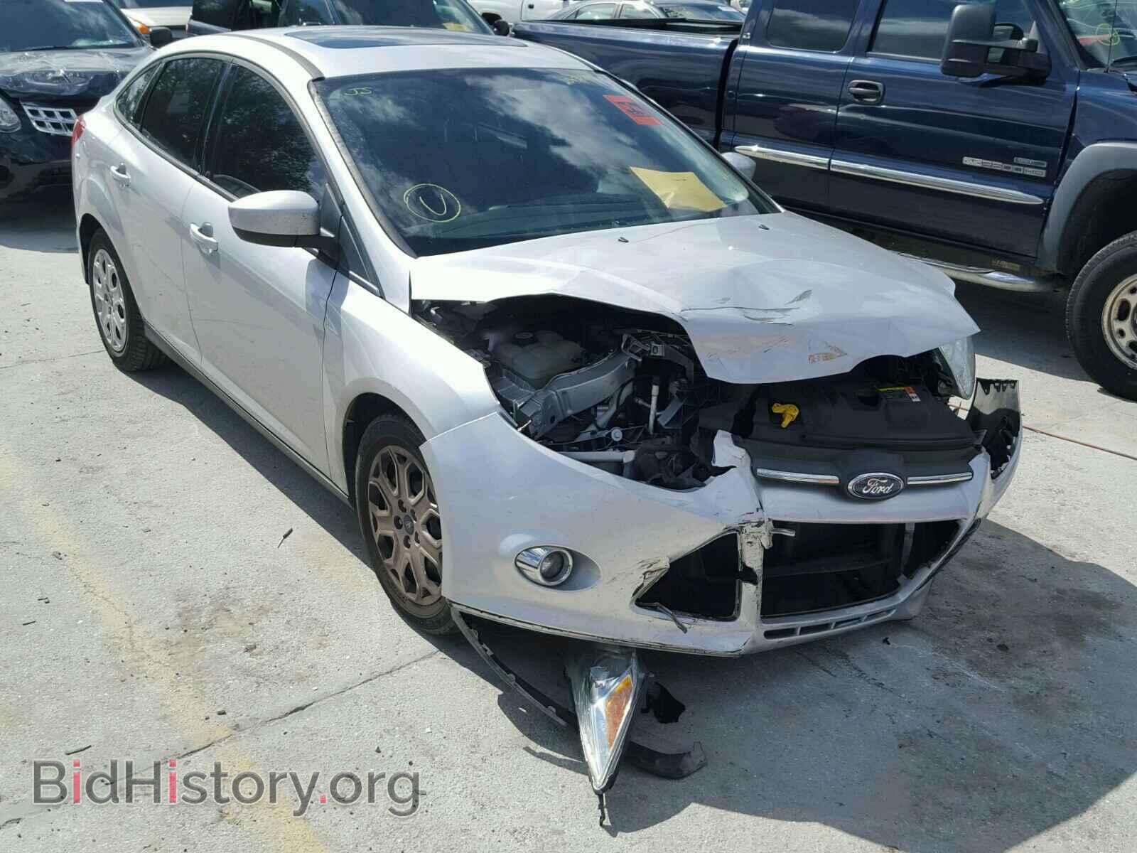 Photo 1FAHP3F28CL151301 - FORD FOCUS 2012