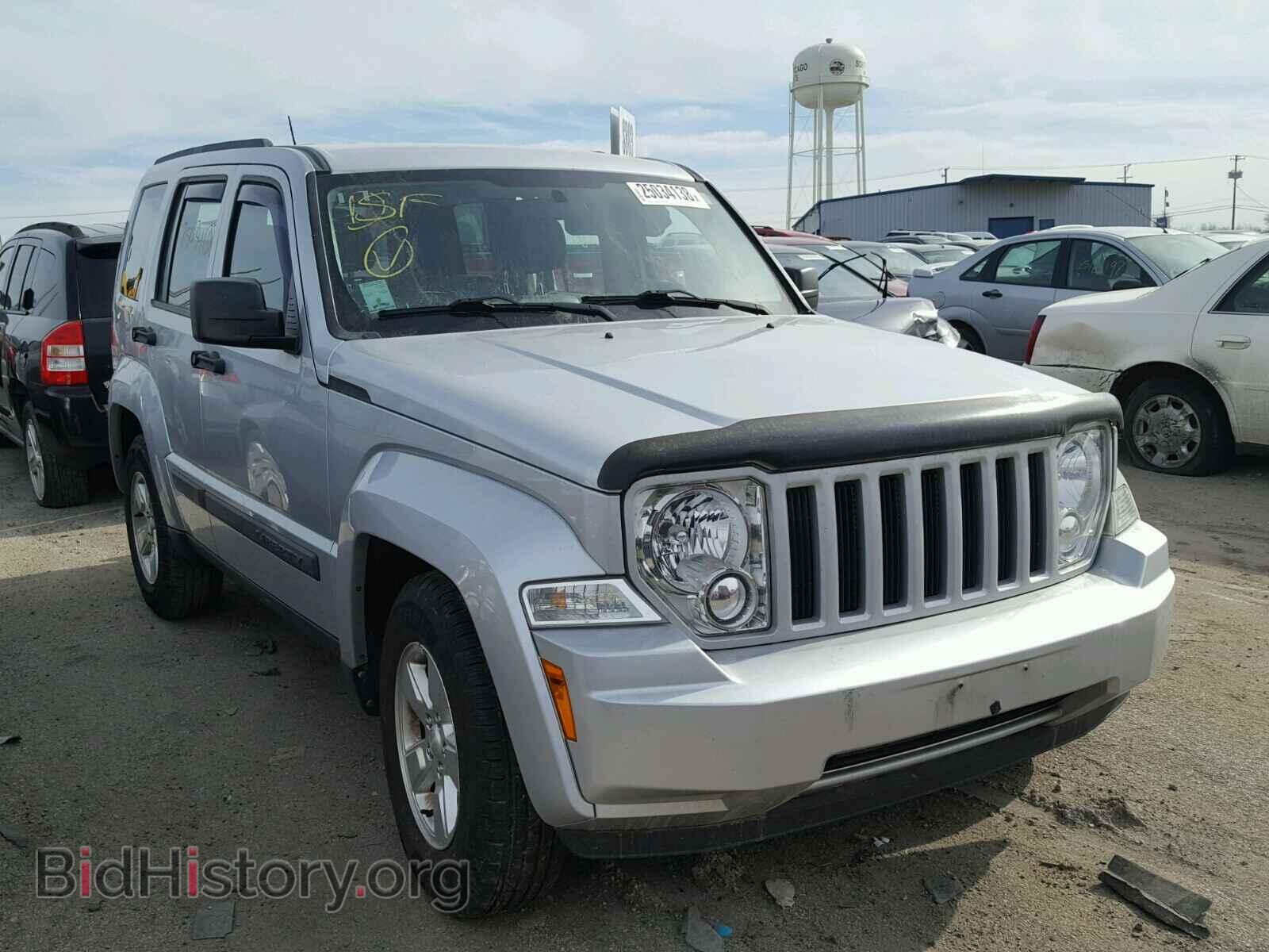Фотография 1J4PP2GK1BW581788 - JEEP LIBERTY 2011