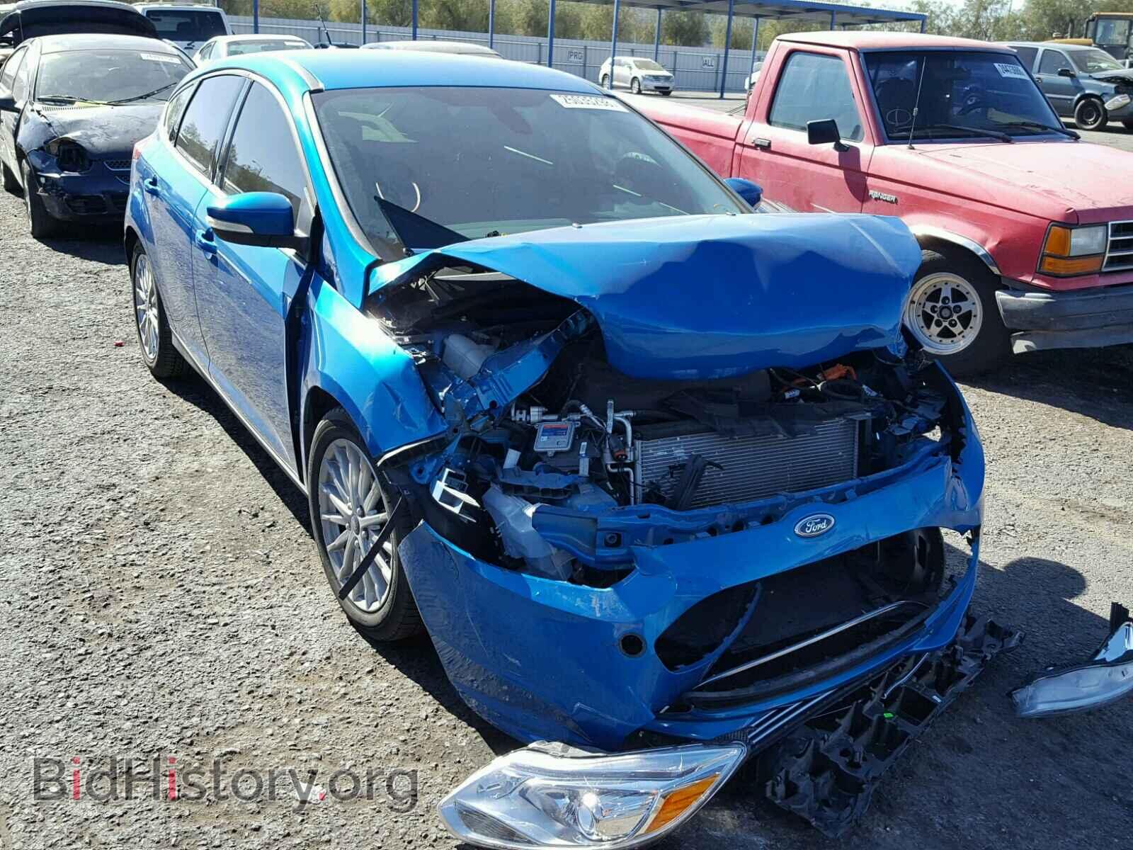 Photo 1FAHP3R40CL363915 - FORD FOCUS 2012