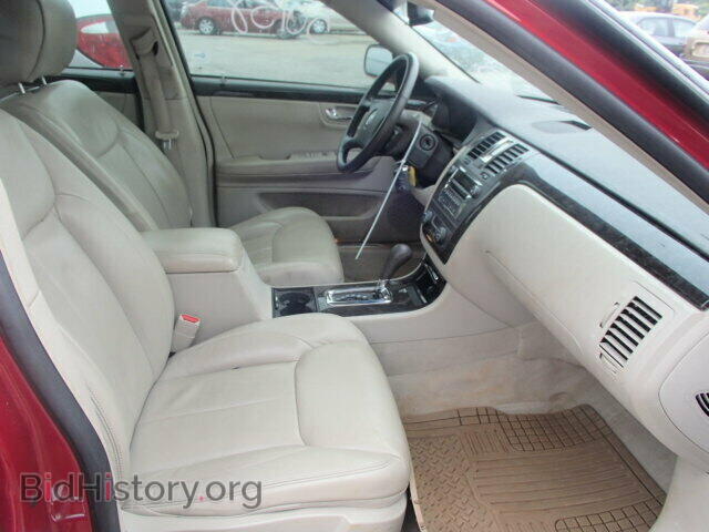2011 CADILLAC DTS - VIN: 1G6KD5E68BU130632 - Photo 5