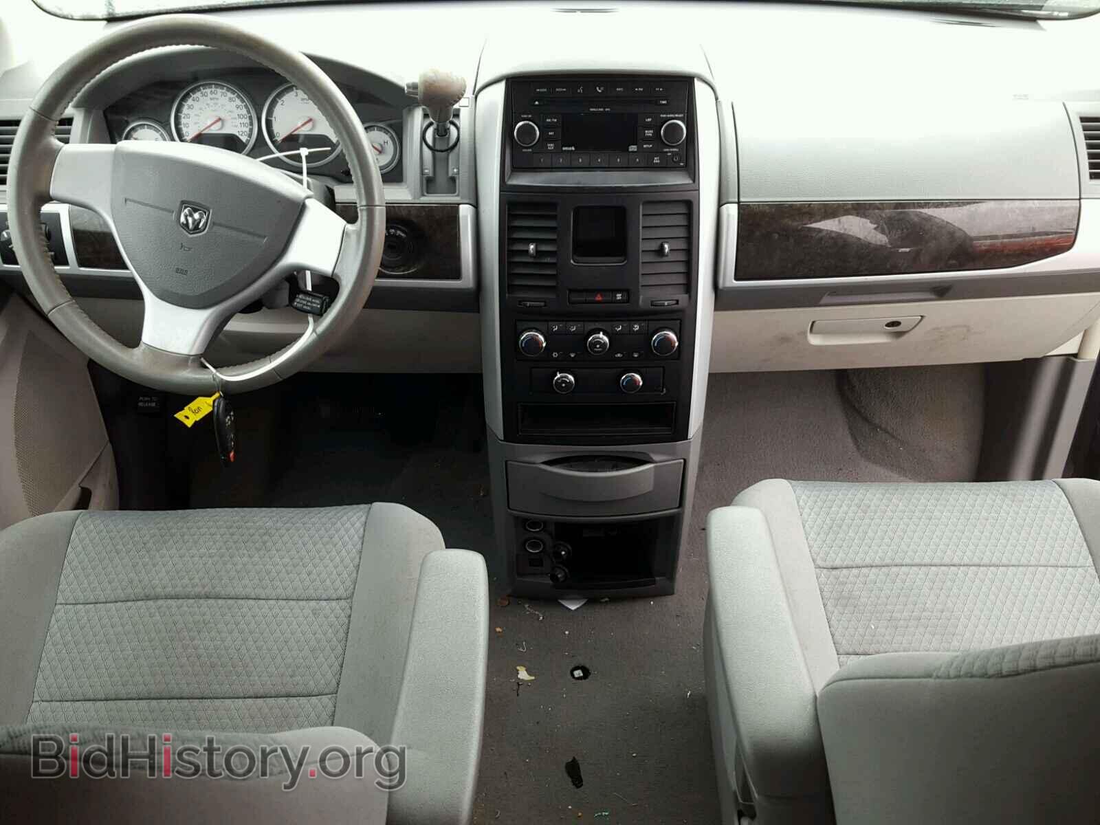 2010 DODGE CARAVAN - VIN: 2D4RN5D18AR131132 - Фото 9