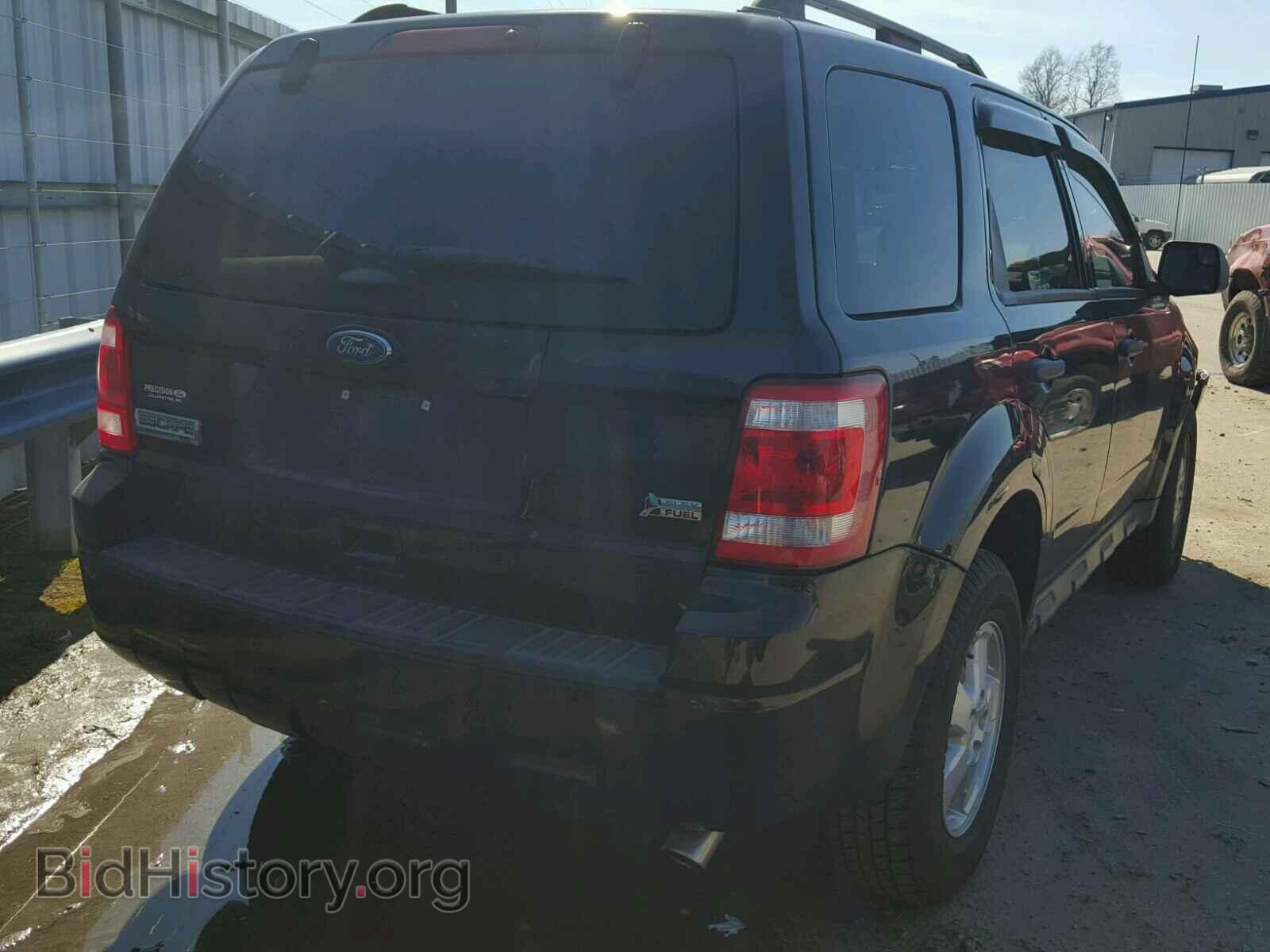2011 FORD ESCAPE - VIN: 1FMCU0DGXBKB09562 - Фото 4