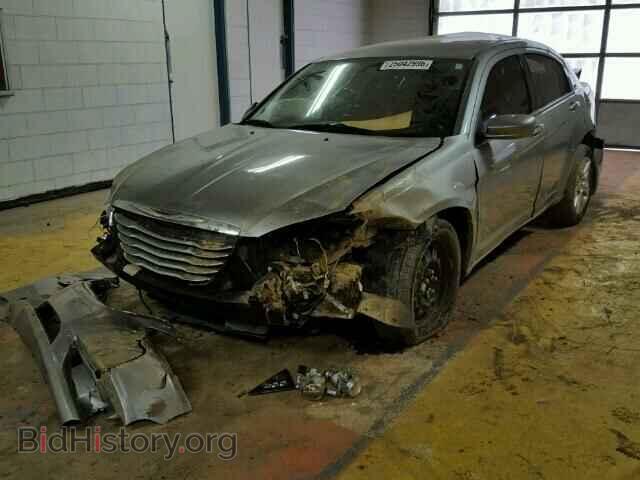 2013 CHRYSLER 200 - VIN: 1C3CCBAB6DN606349 - Фото 2