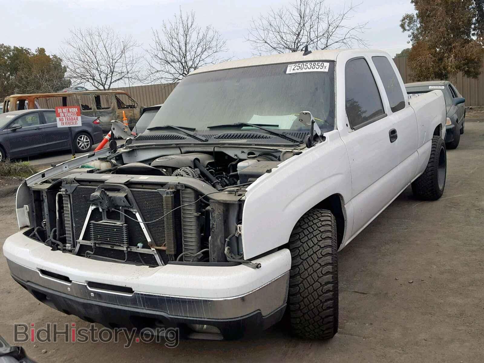 2006 CHEVROLET SILVERADO - VIN: 2GCEC19T461135057 - Фото 2