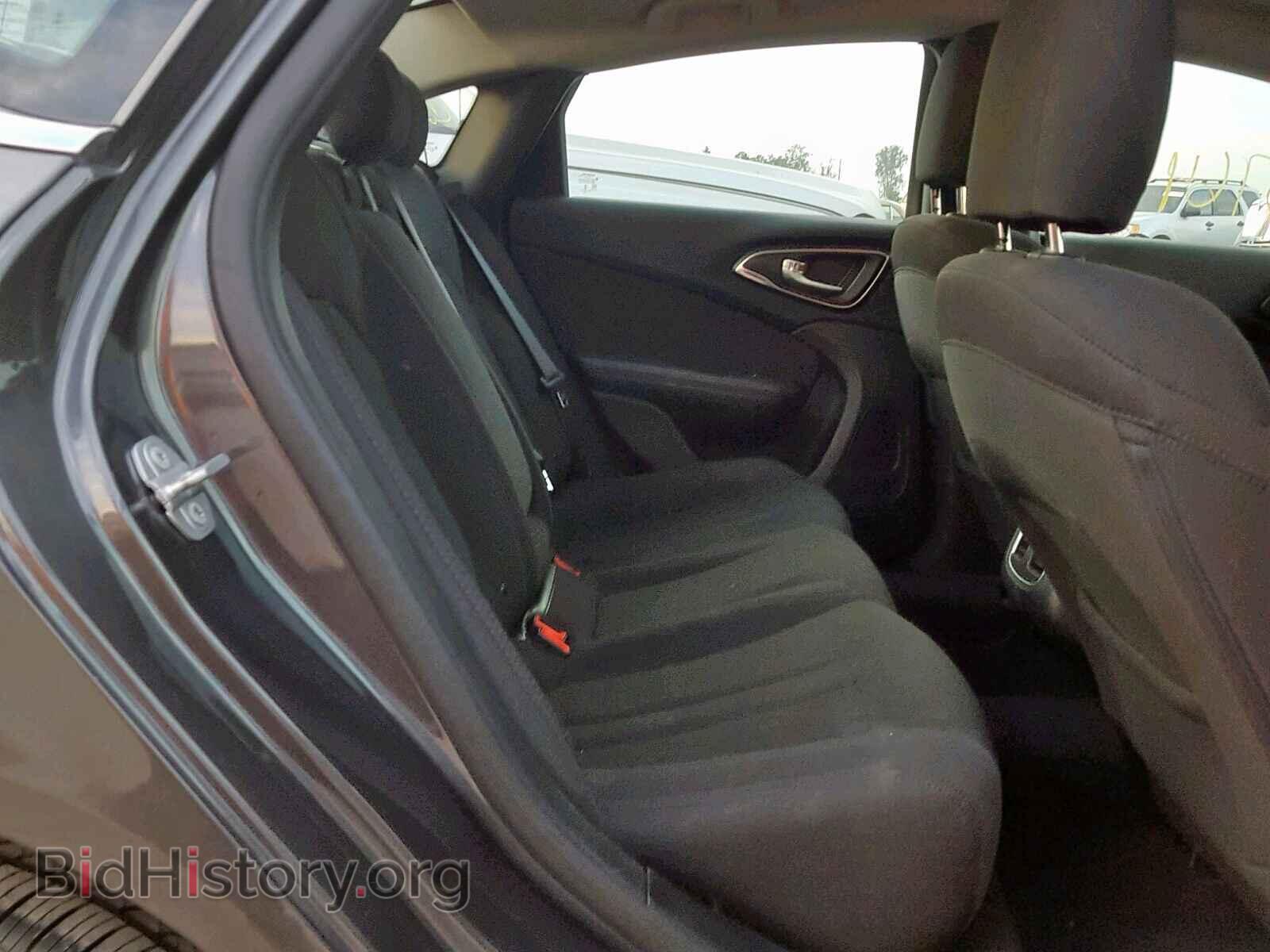 2016 CHRYSLER 200 - VIN: 1C3CCCAB1GN162193 - Photo 6