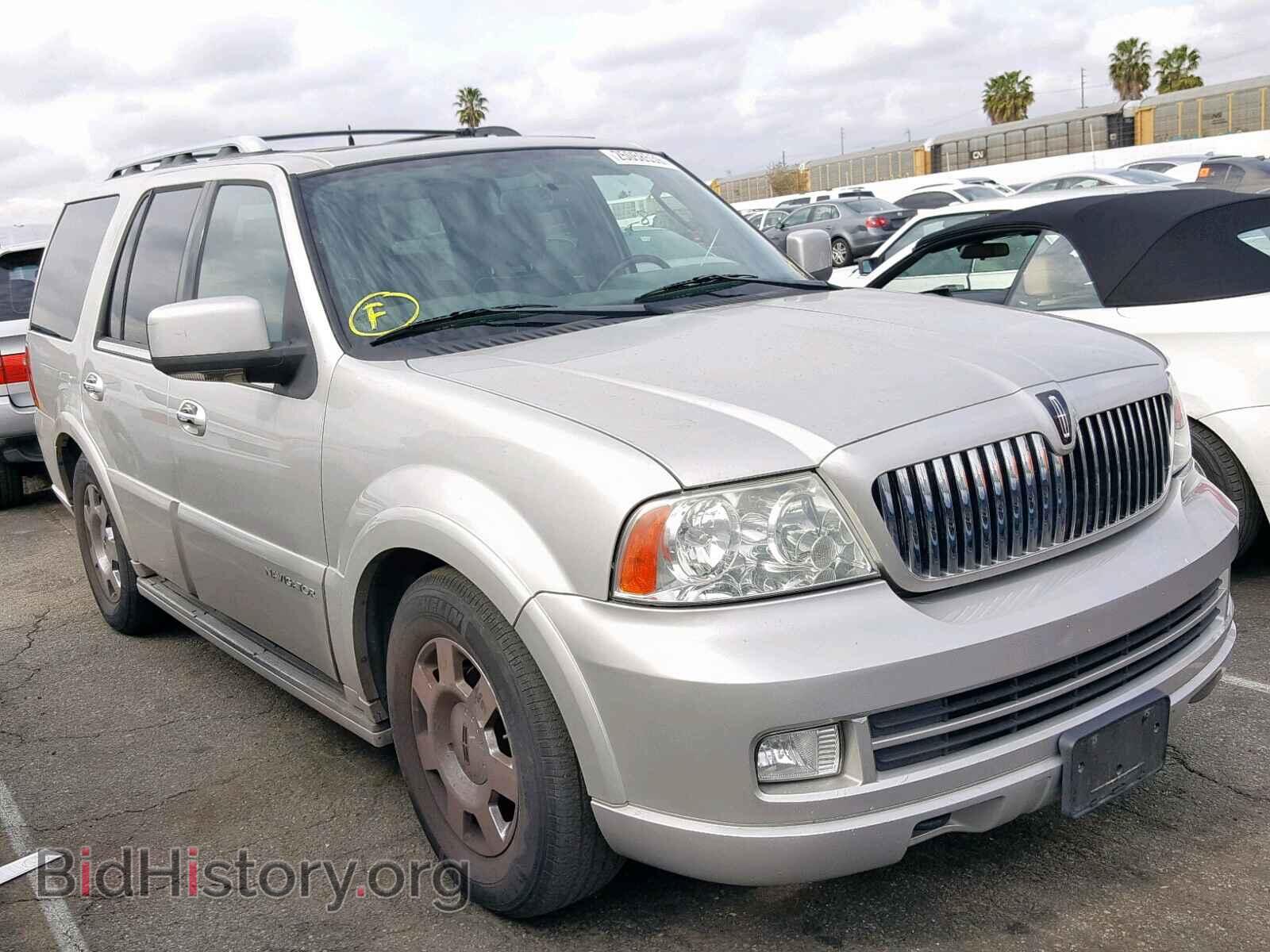 Фотография 5LMFU27576LJ19370 - LINCOLN NAVIGATOR 2006