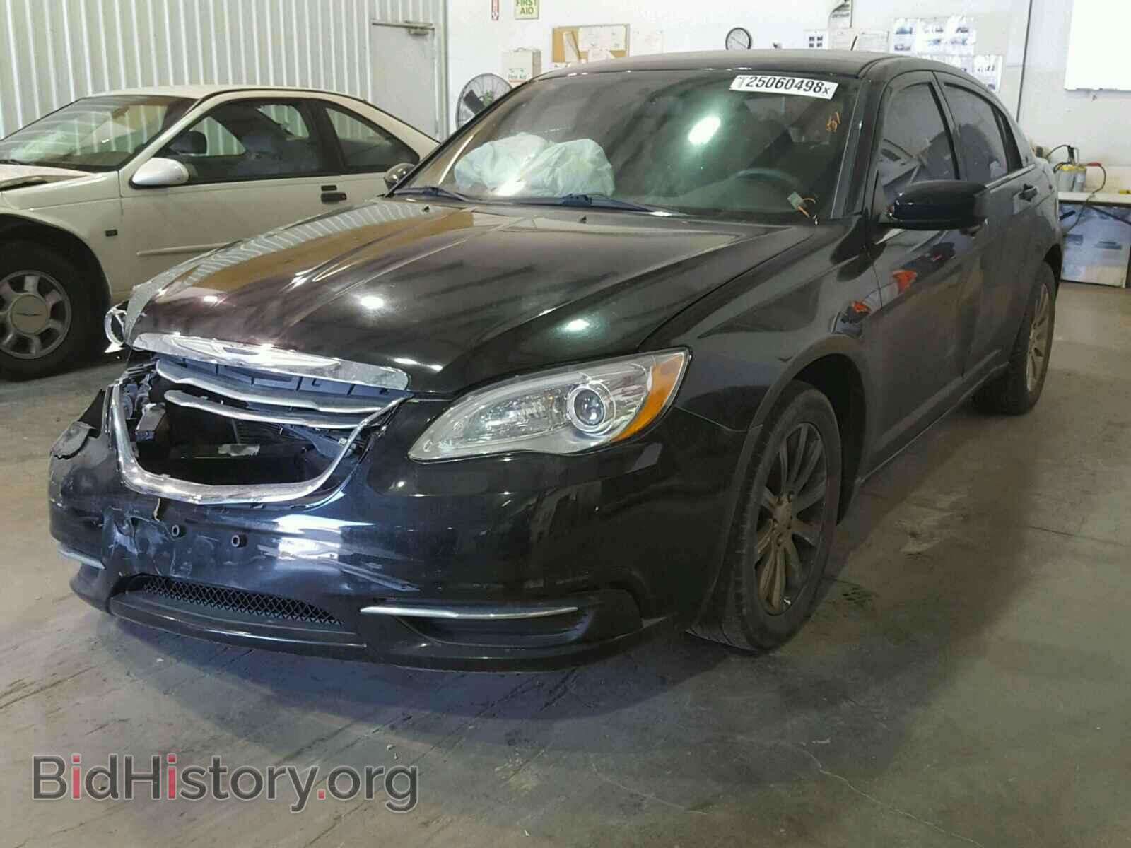 2014 CHRYSLER 200 - VIN: 1C3CCBBG3EN144828 - Фото 2