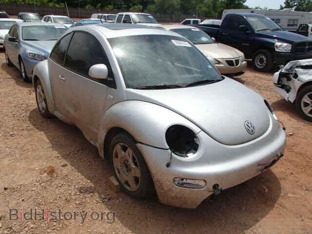 Photo 3VWCF21C2YM426018 - VOLKSWAGEN BEETLE 2000