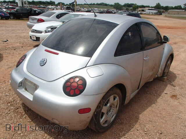 2000 VOLKSWAGEN BEETLE - VIN: 3VWCF21C2YM426018 - Фото 4